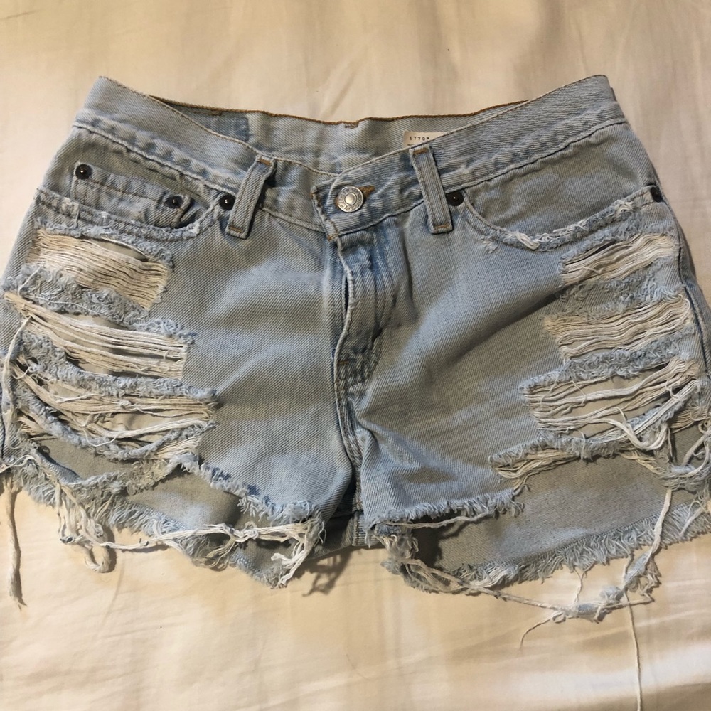 Levi’s 518 shorts - super low JR 3